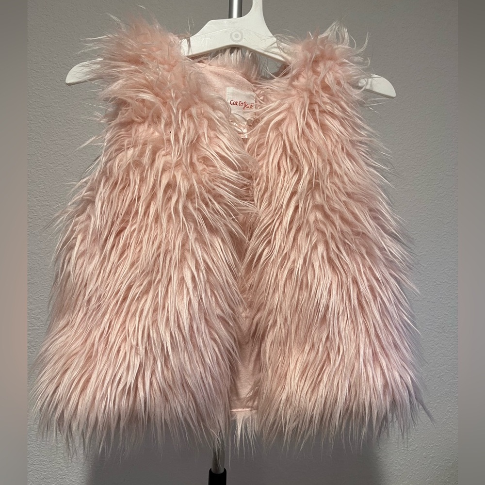 Cat and Jack girls pink furry vest. Size 10-12. Great condition. Fall/halloween